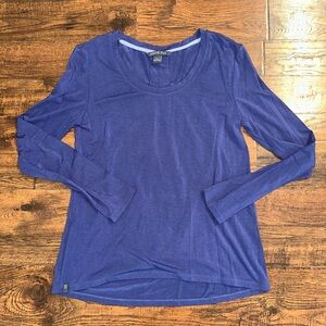Free Fly Apparel Women's Blue Long Sleeve Top
